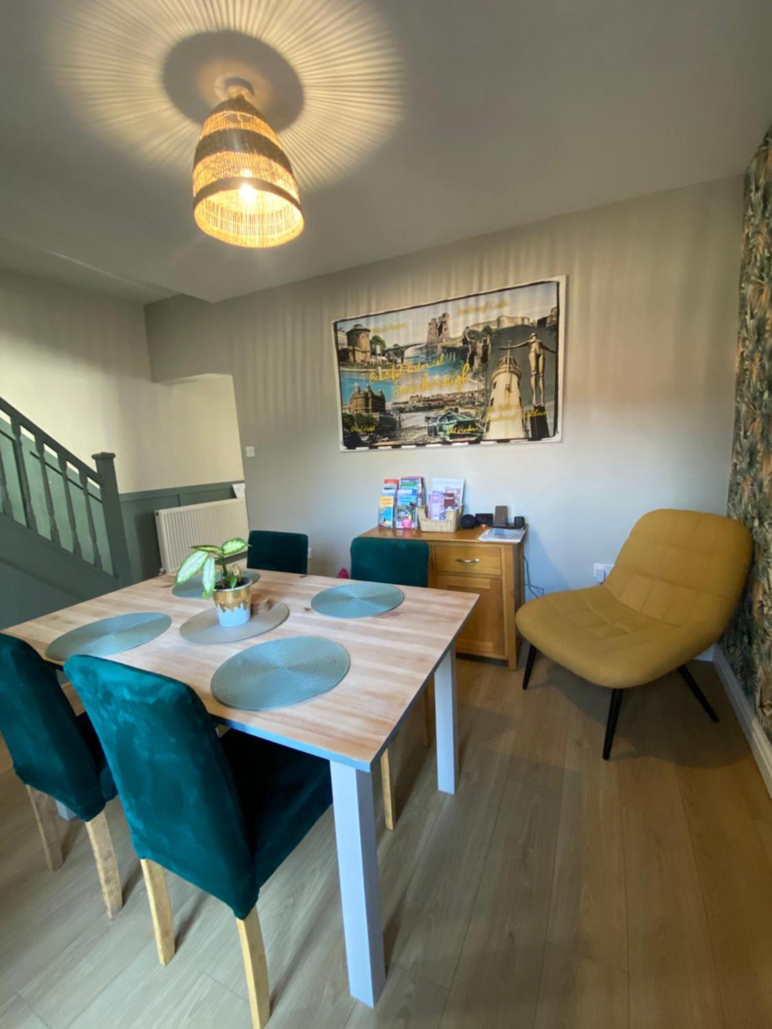 Sea Biscuit Cottage, Scarborough Extérieur photo